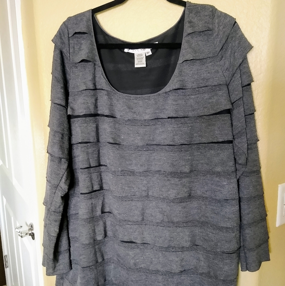 Max Studio ruffled top